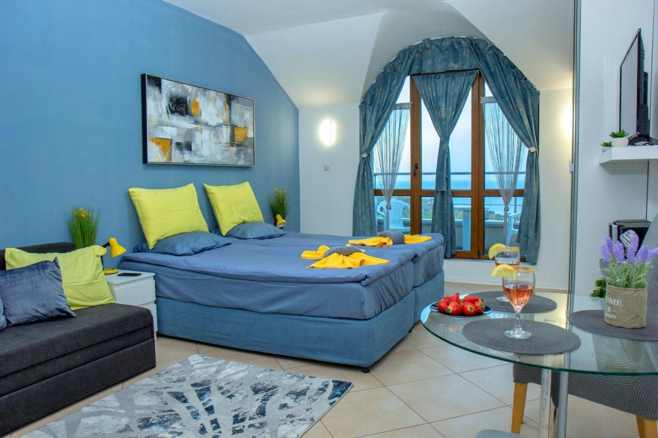 Black Sea Narcissus - Quiet Studio With Amazing Sea View Varna Buitenkant foto